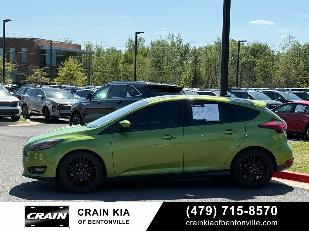 2018 Ford Focus Titanium - SUNROOF / CLEAN CARFAX / LOW MILES!