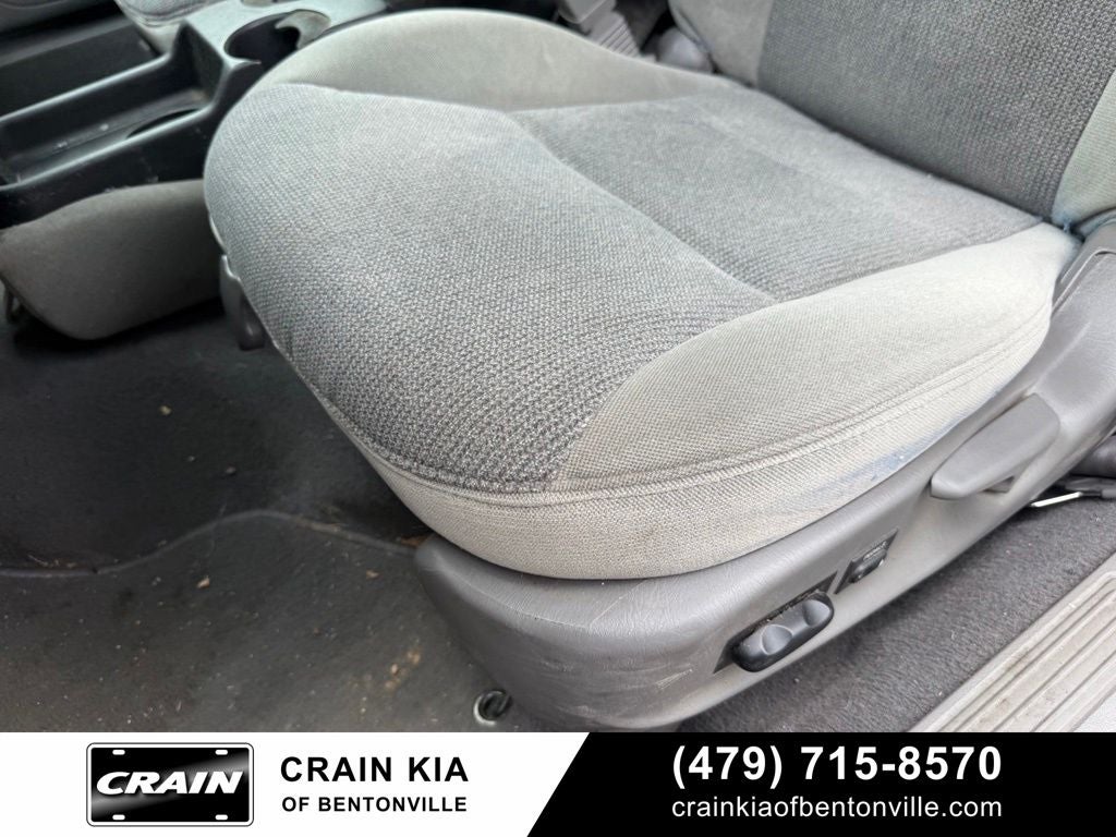 2000 Ford Taurus SE - CLEAN CARFAX