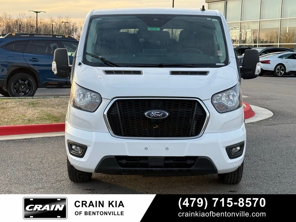 2024 Ford Transit-350 XLT - 12 PASSENGER / CLEAN CARFAX / ONE OWNER