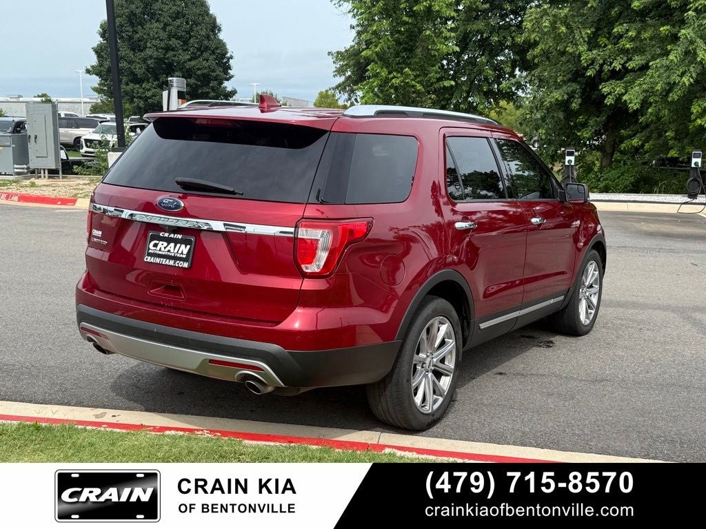 2017 Ford Explorer Limited - CLEAN CARFAX / LEATHER