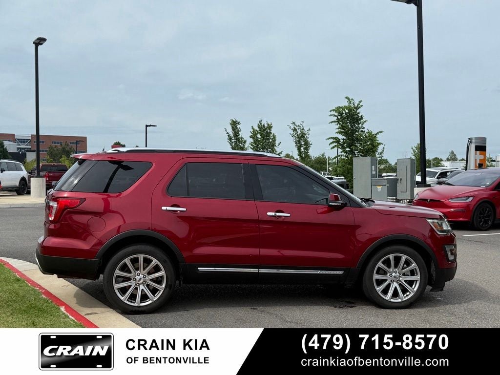 2017 Ford Explorer Limited - CLEAN CARFAX / LEATHER