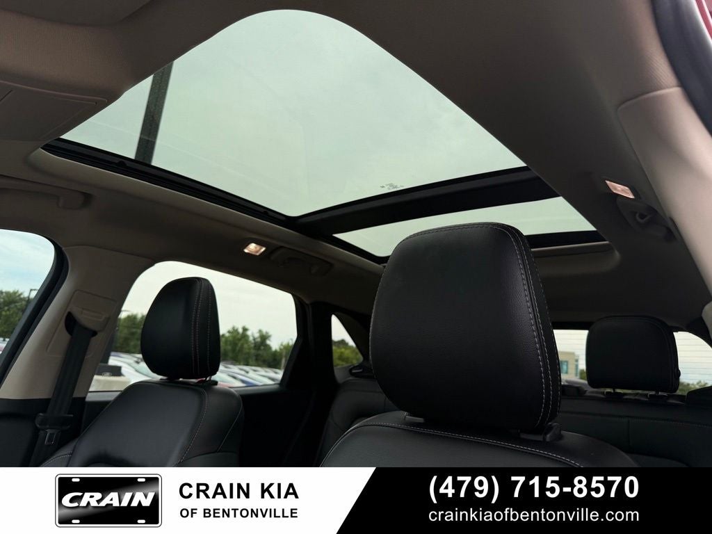 2020 Ford Escape SEL - PANORAMIC SUNROOF