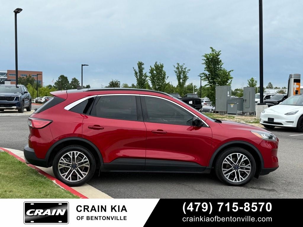 2020 Ford Escape SEL - PANORAMIC SUNROOF
