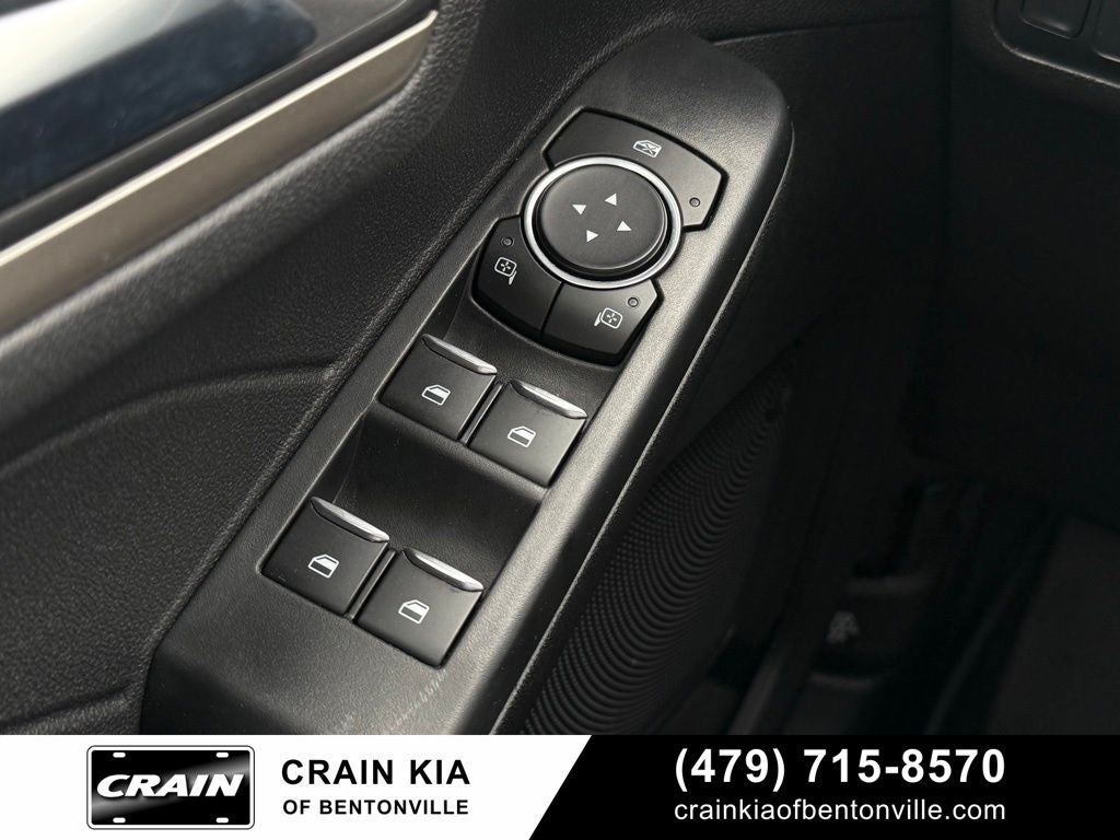 2022 Ford Escape SEL - AWD / CLEAN CARFAX