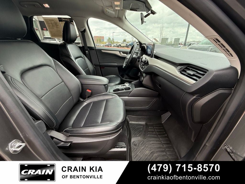 2022 Ford Escape SEL - AWD / CLEAN CARFAX