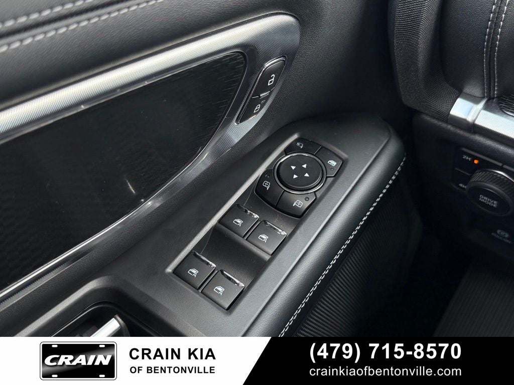 2026 Ford Expedition Platinum - 4WD / PANORAMIC SUNROOF / ONE OWNER