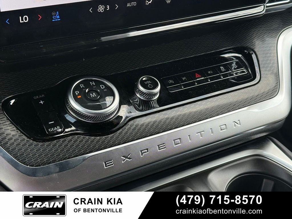 2026 Ford Expedition Platinum - 4WD / PANORAMIC SUNROOF / ONE OWNER