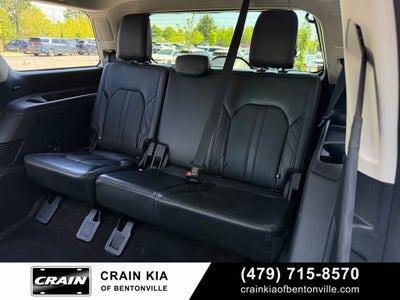 2020 Ford Expedition Platinum - $81,740 MSRP / 4WD / PANORAMIC SUNROOF
