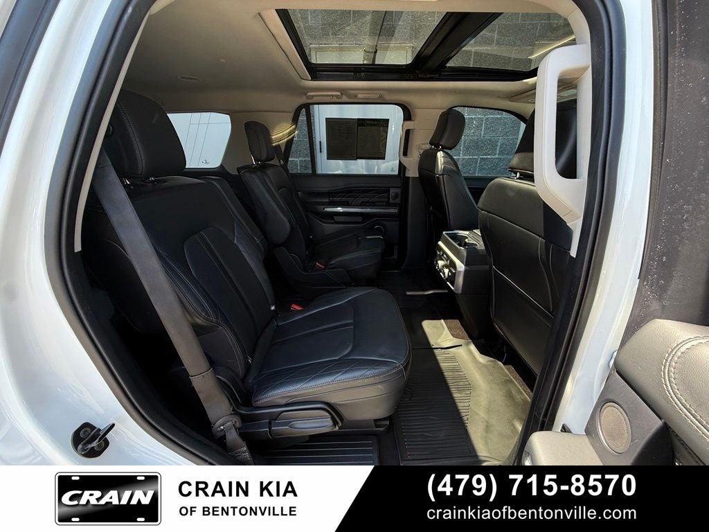 2020 Ford Expedition Platinum - $81,740 MSRP / 4WD / PANORAMIC SUNROOF