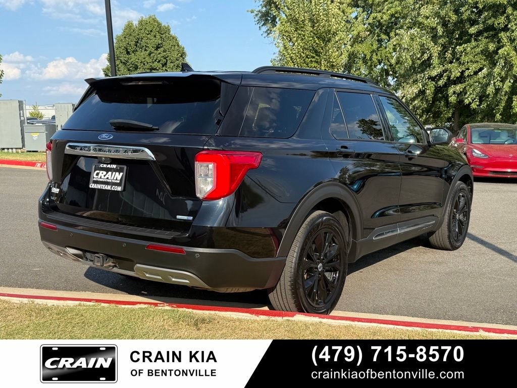 2020 Ford Explorer XLT - 4WD / PANORAMIC SUNROOF / CLEAN CARFAX