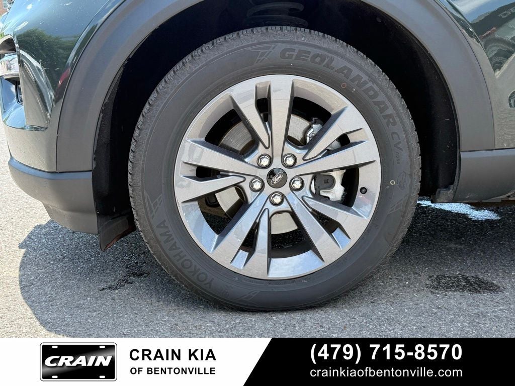 2024 Ford Explorer XLT - 4WD / CLEAN CARFAX / ONE OWNER