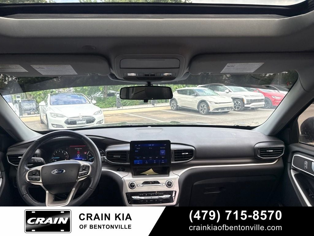 2022 Ford Explorer XLT - 4WD / PANORAMIC SUNROOF / CLEAN CARFAX