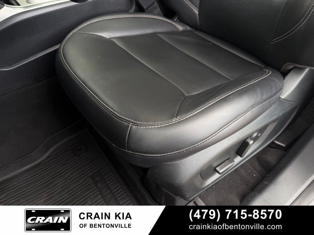 2022 Ford Explorer XLT - 4WD / PANORAMIC SUNROOF / CLEAN CARFAX