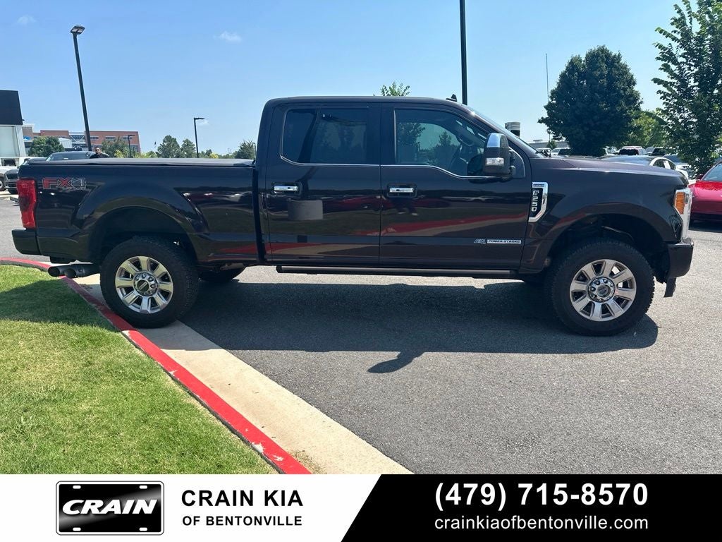 2019 Ford F-250SD Platinum - 4WD / PANORAMIC SUNROOF / ONE OWNER