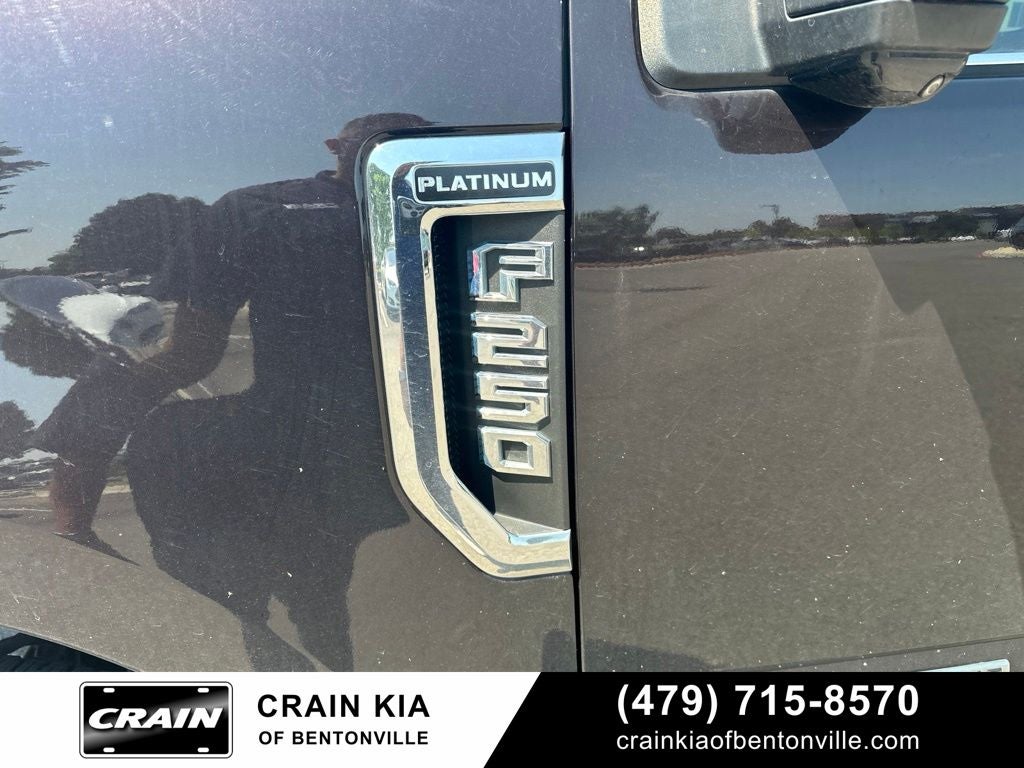 2019 Ford F-250SD Platinum - 4WD / PANORAMIC SUNROOF / ONE OWNER