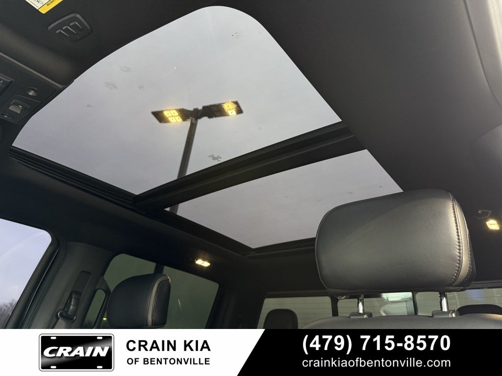 2021 Ford F-450SD Platinum - 4WD / PANORAMIC SUNROOF / $30K LIFT / WHEELS