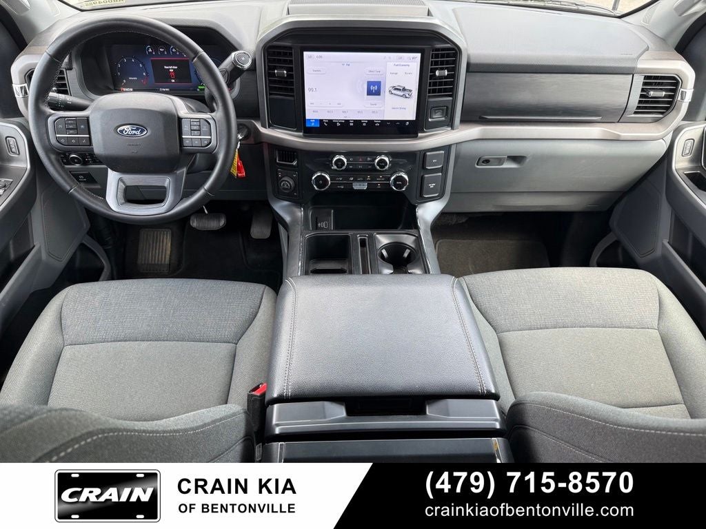 2025 Ford F-150 XLT - 4WD / CLEAN CARFAX