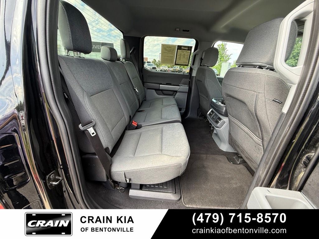 2025 Ford F-150 XLT - 4WD / CLEAN CARFAX