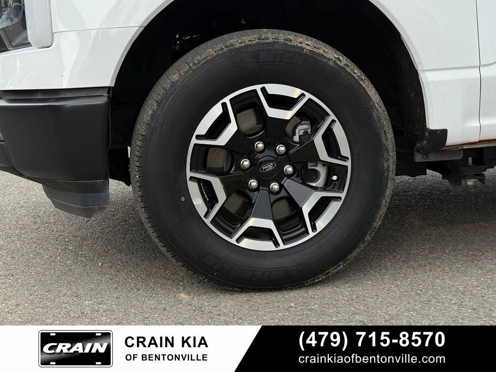 2022 Ford F-150 Lightning Pro - AWD / CLEAN CARFAX / ONE OWNER