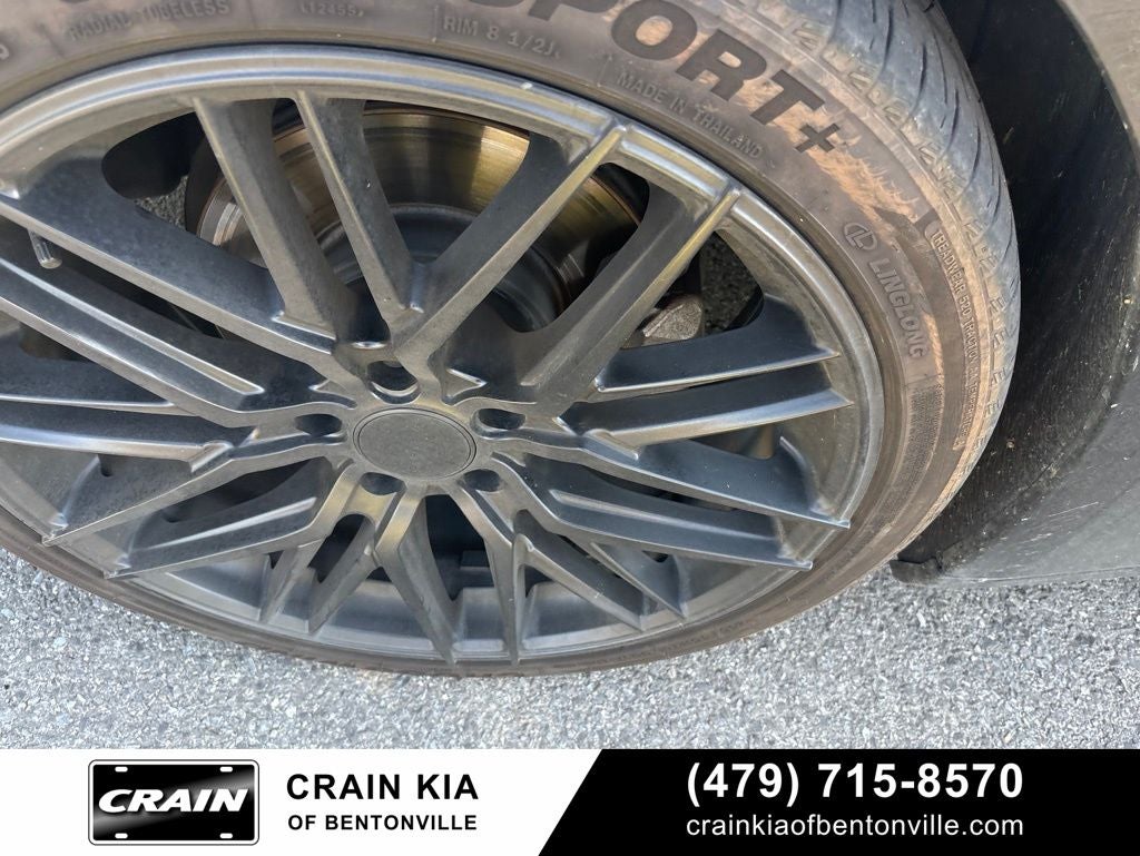 2018 Chevrolet Camaro 2LT - SUNROOF / LEATHER / LOW MILES!