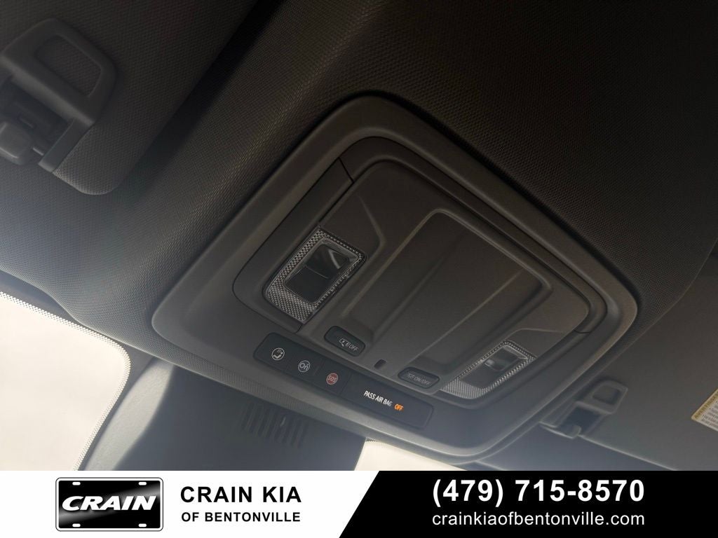 2025 Chevrolet Silverado 2500HD LT - 4WD / CLEAN CARFAX / ONE OWNER