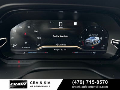 2023 GMC Yukon Denali Ultimate - 4WD / $95,545 MSRP / PANO ROOF / DVD