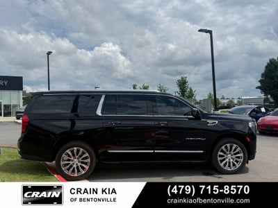 2022 GMC Yukon XL Denali - 4WD / CLEAN CARFAX