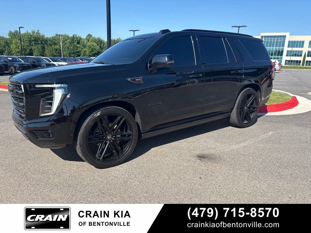 2025 GMC Yukon AT4 Ultimate - 4WD / PANORAMIC SUNROOF / ONE OWNER