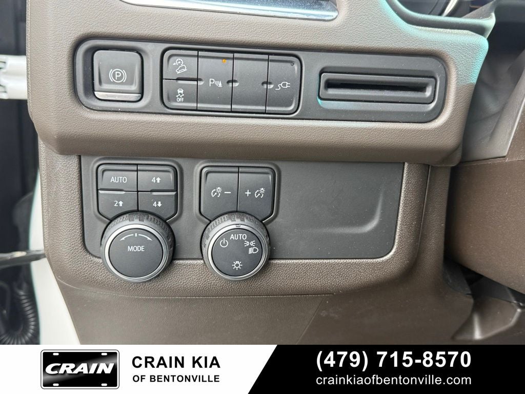 2021 Chevrolet Suburban Z71 - 4WD / PANORAMIC SUNROOF / ONE OWNER