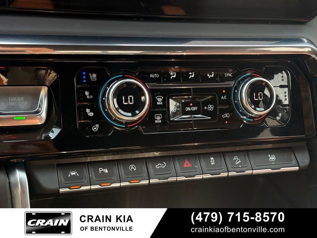 2024 GMC Sierra 1500 Denali Ultimate - 4WD / SUNROOF / CLEAN CARFAX