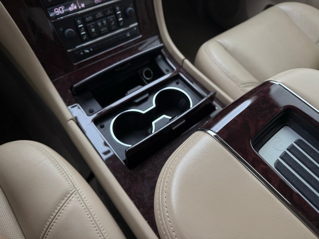 2014 Cadillac Escalade Premium - AWD / CLEAN CARFAX / VERY LOW MILES!