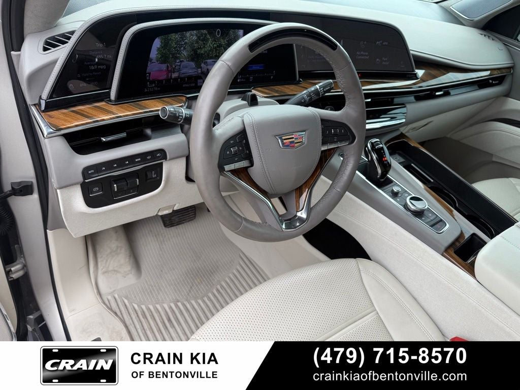 2024 Cadillac Escalade ESV Sport Platinum - AWD / PANORAMIC SUNROOF / CLEAN CARFAX