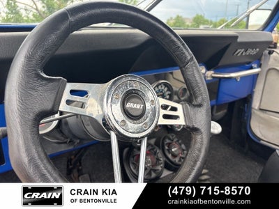 1986 Jeep CJ-7 4WD - AUTOMATIC / 4WD
