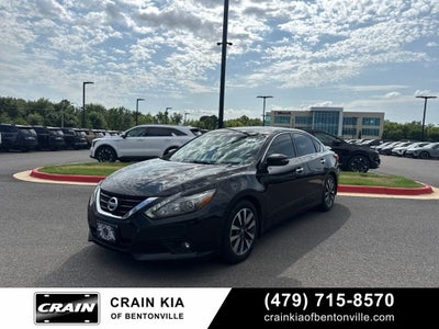 2017 Nissan Altima 2.5 SL - CLEAN CARFAX