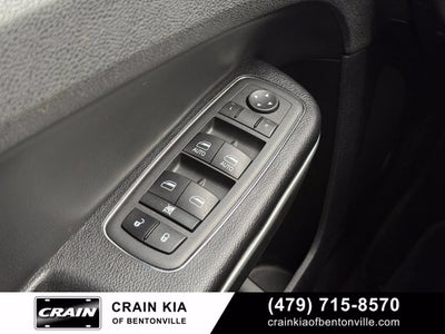 2022 Chrysler 300 Touring - CLEAN CARFAX / ONE OWNER