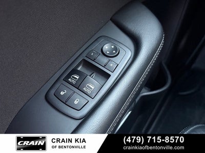 2017 Dodge Challenger R/T - CLEAN CARFAX / SUNROOF
