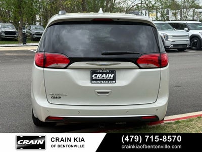 2019 Chrysler Pacifica Touring L Plus