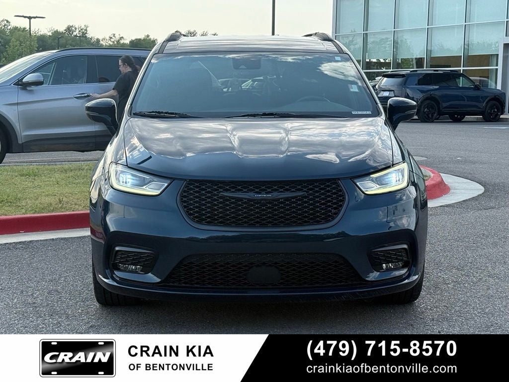 2021 Chrysler Pacifica Touring - CARFAX ONE OWNER