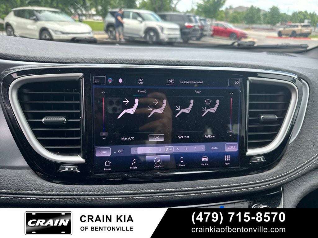 2021 Chrysler Pacifica Touring - CARFAX ONE OWNER