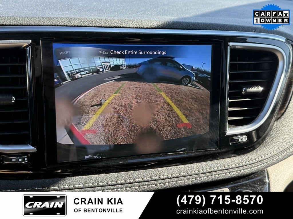 2023 Chrysler Pacifica Limited - PANORAMIC SUNROOF / CARFAX ONE OWNER