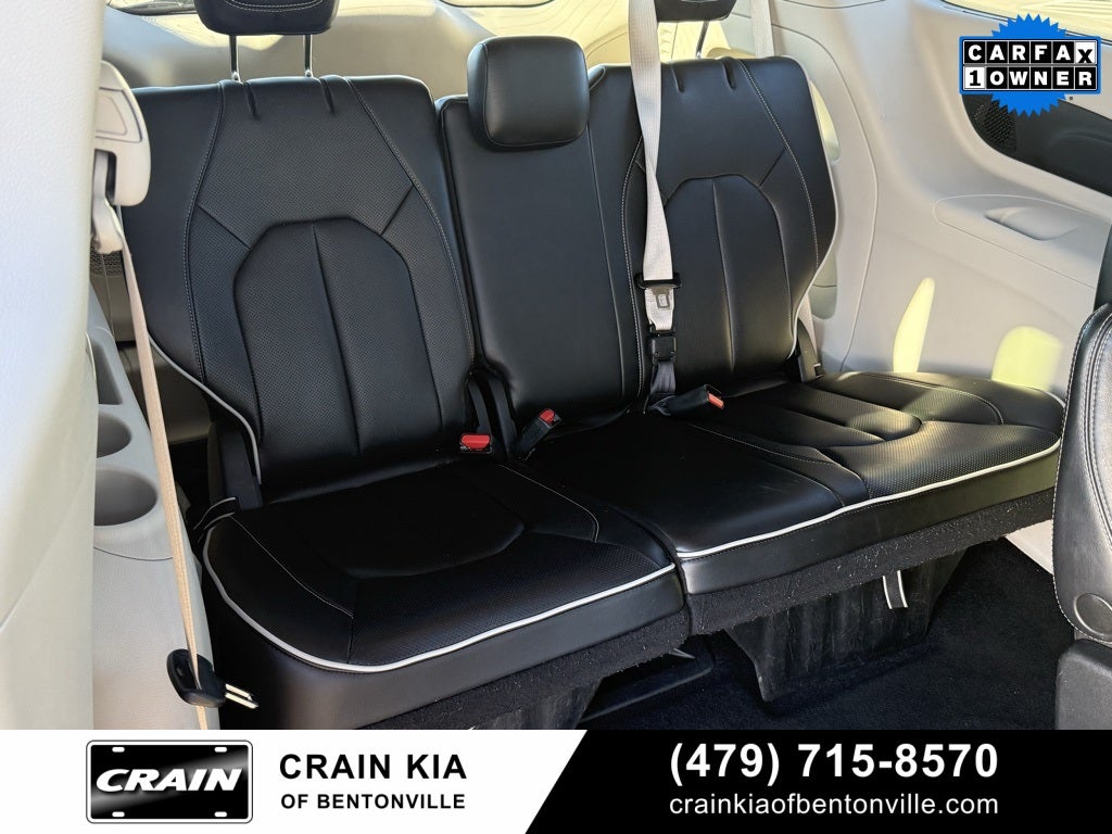 2023 Chrysler Pacifica Limited - PANORAMIC SUNROOF / CARFAX ONE OWNER