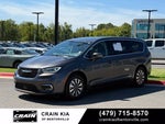 2022 Chrysler Pacifica Hybrid Touring L - CLEAN CARFAX / ONE OWNER