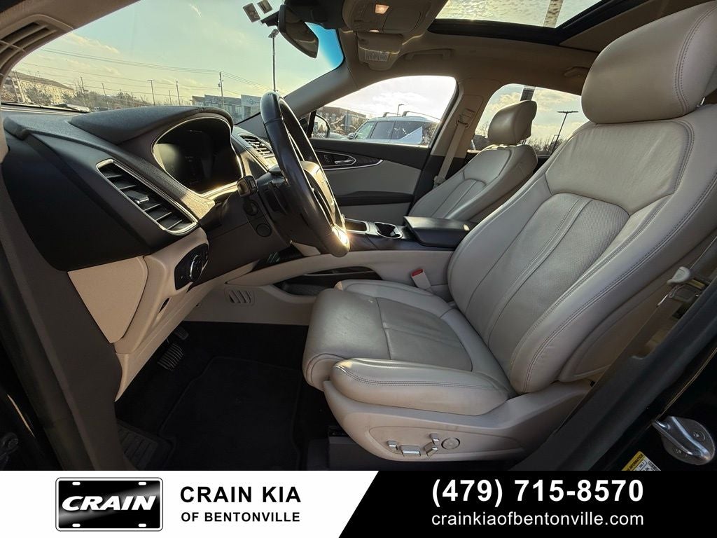 2020 Lincoln Nautilus Reserve - AWD / PANORAMIC SUNROOF / CLEAN CARFAX