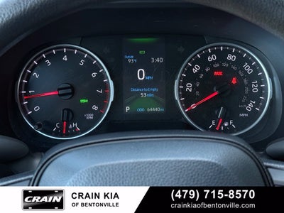 2022 Toyota RAV4 XLE - AWD / CLEAN CARFAX