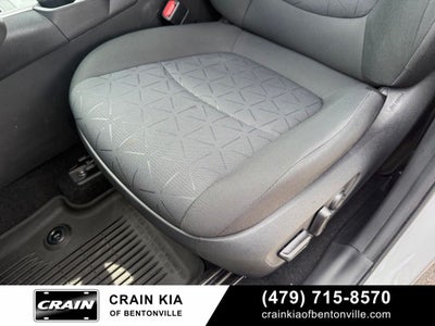 2021 Toyota RAV4 XLE - AWD / CLEAN CARFAX / ONE OWNER