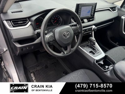 2021 Toyota RAV4 XLE - AWD / CLEAN CARFAX / ONE OWNER