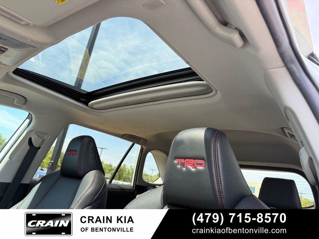 2023 Toyota RAV4 TRD Off Road - AWD / SUNROOF / CLEAN CARFAX