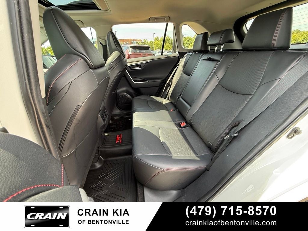 2023 Toyota RAV4 TRD Off Road - AWD / SUNROOF / CLEAN CARFAX
