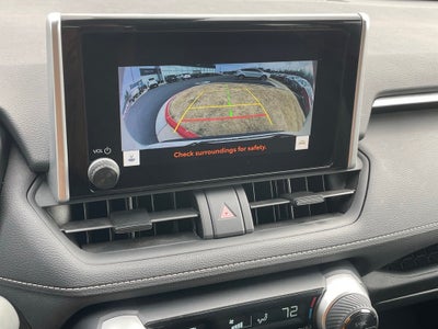 2024 Toyota RAV4 XLE - CLEAN CARFAX / ONE OWNER