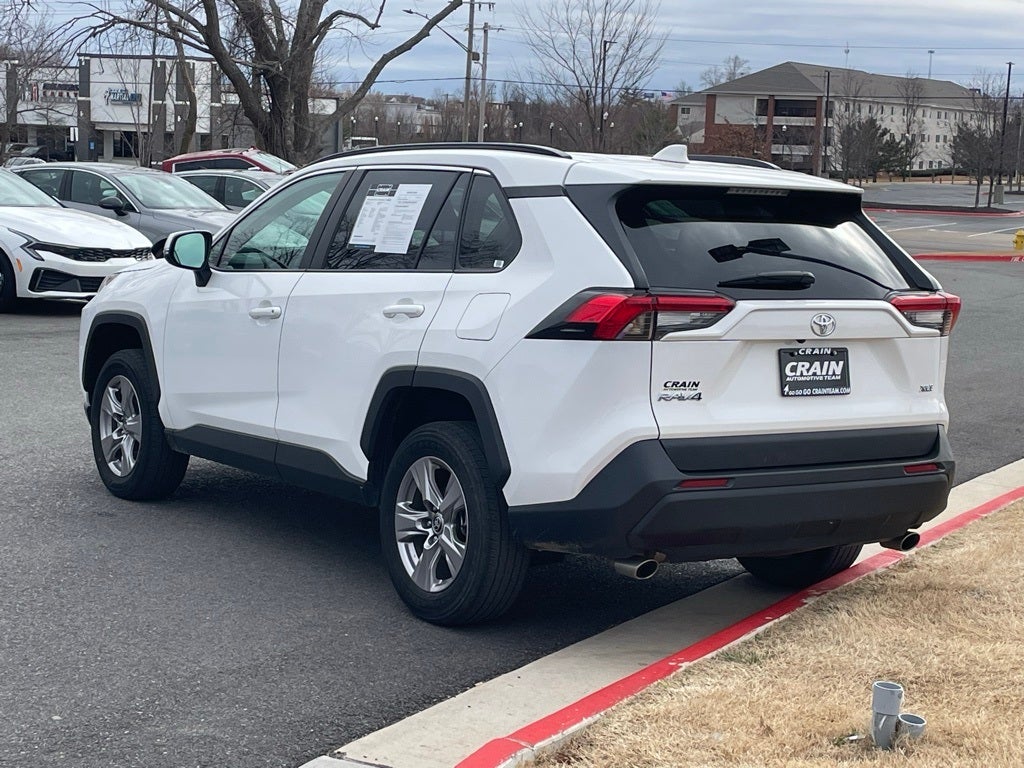 2024 Toyota RAV4 XLE - CLEAN CARFAX / ONE OWNER
